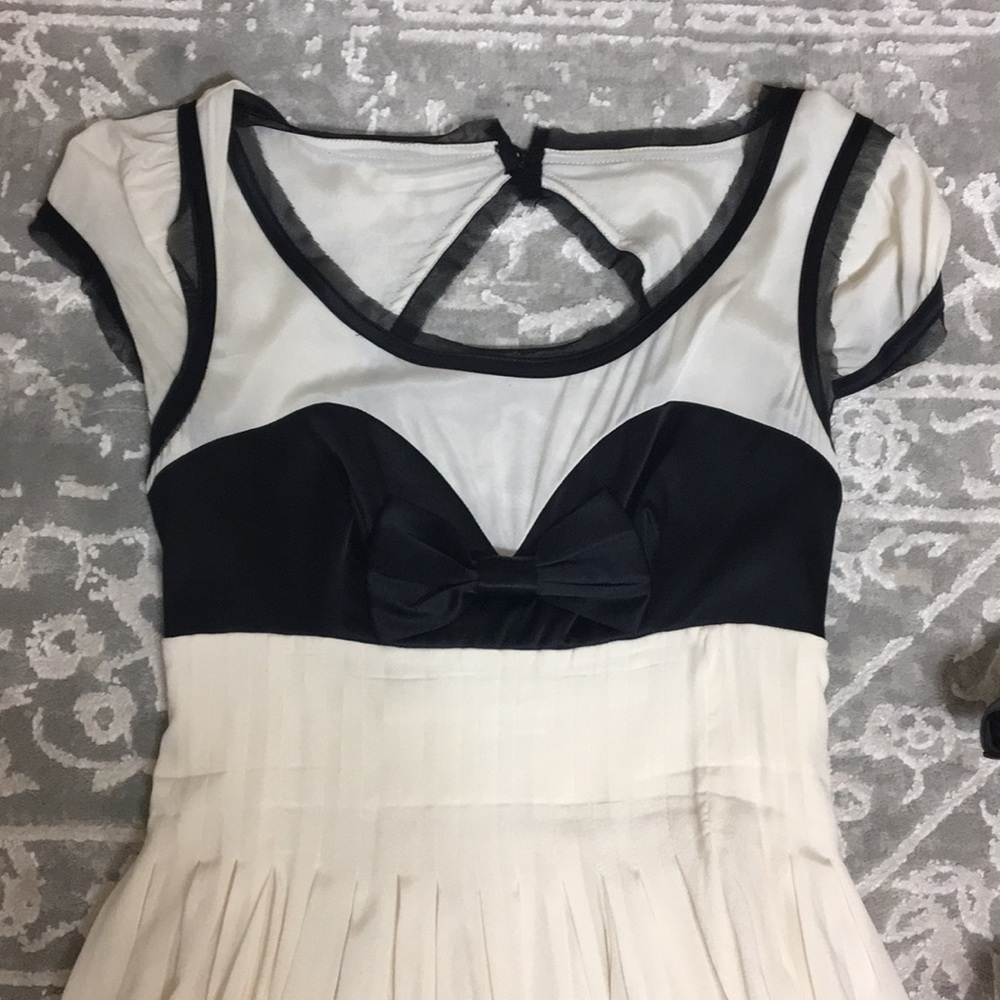 SILK BEBE DRESS - Picture 3 of 10